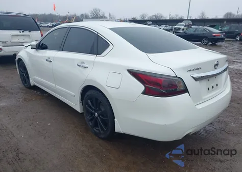 2015 Nissan Altima 3.5 Sl z USA, uszkodzony, nr VIN 1N4BL3AP7FC180135